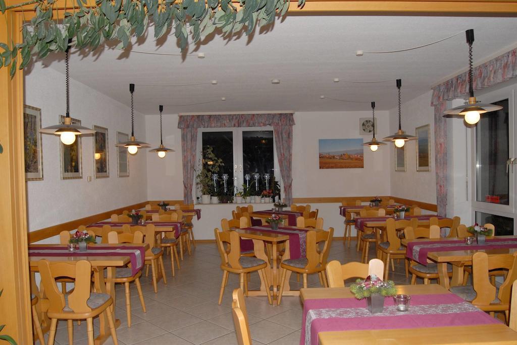 Gaestehaus Kleine Kalmit Landau in der Pfalz Exterior photo